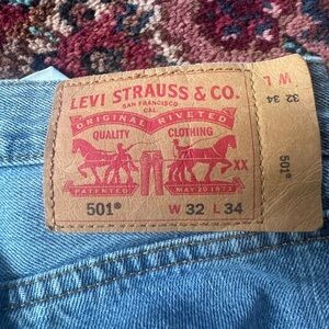 3 pairs of 501 Levi men’s Jeans . Barely worn.